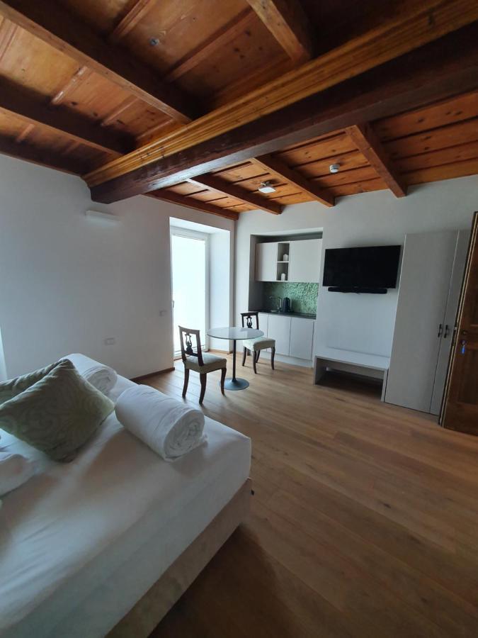 Bed and Breakfast Casa Castagna 1620 Mergozzo Exteriér fotografie